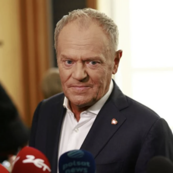 Seria brutalnych ataków w polskich szkołach! Premier zwołał pilną naradę