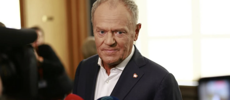 Seria brutalnych ataków w polskich szkołach! Premier zwołał pilną naradę