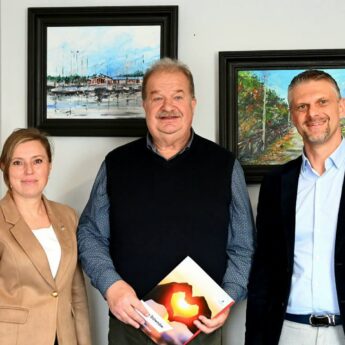 Firma z Kamienia Pomorskiego zmodernizuje halę sportową w Dziwnowie