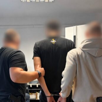 Osiem osób zatrzymanych po zniszczeniu pociągu w Ładzinie. Wśród nich 15- i 16-latek!