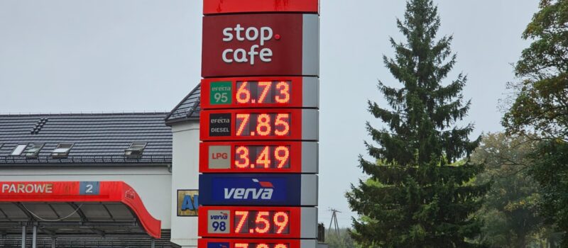 Nowe ceny już na stacjach. Tyle od dziś kosztuje benzyna i diesel Nowe ceny już na stacjach. Tyle od dziś kosztuje benzyna i diesel